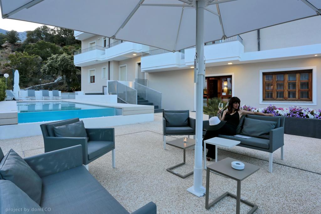 Hotel Nettuno Cala Gonone Exterior photo